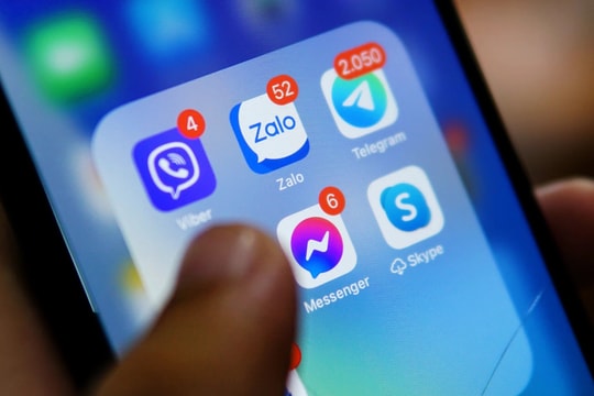 Trên Zalo và Messenger có tính năng này, bật lên giúp nhắn tin thoải mái mà không sợ bị người ngoài đọc được 