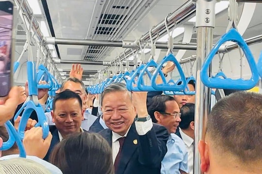 Tổng bí thư Tô Lâm trải nghiệm Metro số 1 - biểu tượng khát vọng vươn cao, hội nhập của TP. HCM