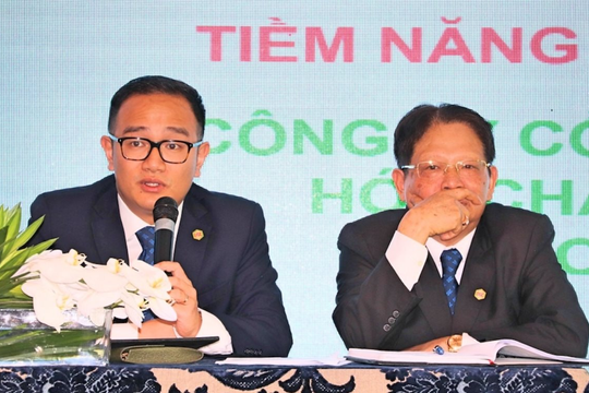 Không còn cảnh "bố làm Chủ tịch, con làm Tổng Giám đốc": Tập đoàn "đại gia" hóa chất vừa thay người ngồi ghế nóng