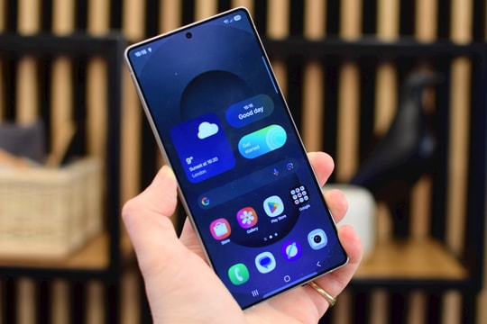 Cây bút công nghệ: "Tôi sẽ dừng mua điện thoại Samsung cho đến khi nào hãng chịu cải tiến 3 điều này"