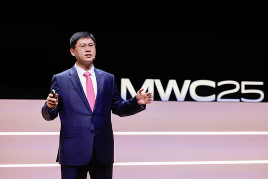 Phó chủ tịch Huawei: ‘Chúng ta đang bước vào một thế giới hoàn toàn thông minh’