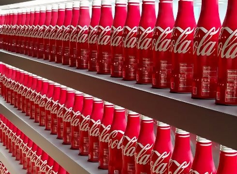 Coca-Cola bán gần 900 triệu lít, lãi hàng trăm tỷ
ở Việt Nam, là thị trường lớn thứ ba sau Trung Quốc và Mỹ