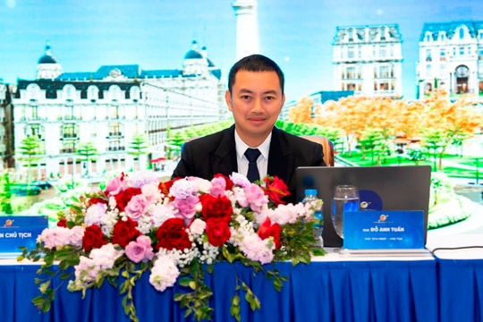 Chủ tịch Sunshine Group: Các Tập đoàn bất động sản muốn sống sót và dẫn đầu trong cơn bão AI phải chuyển mình thành Tập đoàn công nghệ bất động sản