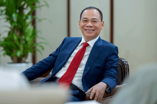 Thu hơn 900 tỷ mỗi ngày, tập đoàn của tỷ phú Phạm Nhật Vượng kiếm tiền giỏi nhất sàn chứng khoán, vượt xa Hòa Phát, Thế Giới Di Động và nhiều doanh nghiệp Nhà nước