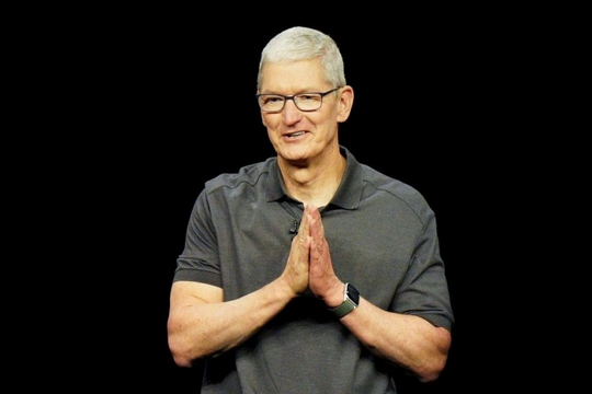 Tim Cook: "Gần như mọi sản phẩm Apple đều đến từ Việt Nam" - Giữa nguy khốn, công ty lại tìm được chân ái?