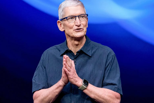 Tim Cook cảnh báo Apple sẽ thiệt hại 900 triệu USD vì thuế quan trong quý này