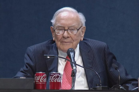 Cổ đông sững sờ khi huyền thoại Warren Buffett thông báo thời điểm từ chức, khép lại kỷ nguyên 60 năm chèo lái Berkshire