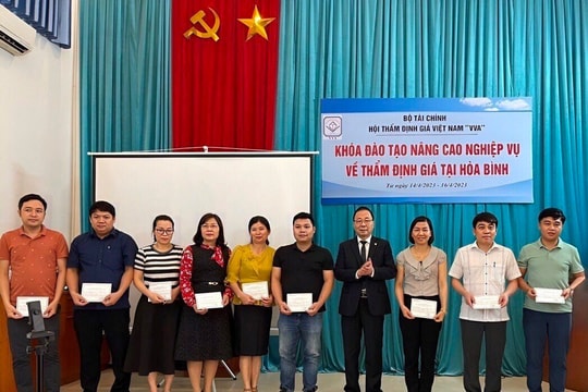 Các doanh nghiệp thẩm định giá đối diện thuận lợi và rủi ro gì khi sử dụng trợ lý, cộng tác viên thẩm định giá?