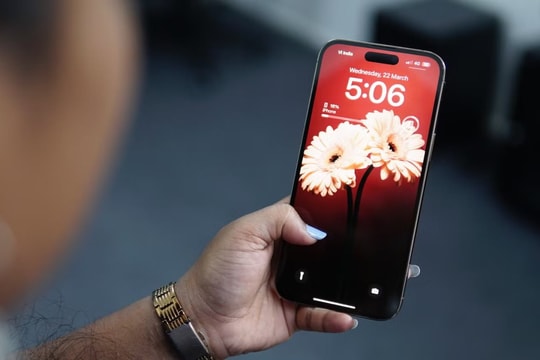 Cây bút công nghệ: "Mua điện thoại có tính năng xịn này xong, tôi thề không bao giờ muốn dùng lại máy cũ"