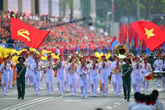Báo ngoại nói gì trước thông tin "Việt Nam là một trong 6 nước đầu tiên Mỹ ưu tiên đàm phán thuế"?