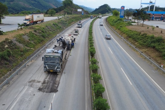 Bất động sản tuần qua: CEN Land, KITA báo lãi đi lùi; VEC lên tiếng việc thảm mặt đường cao tốc Nội Bài - Lào Cai khi trời mưa