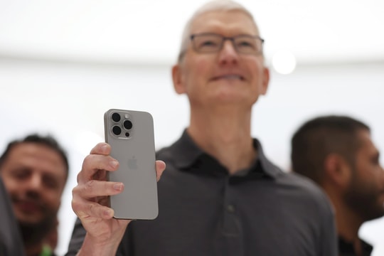 Cây bút công nghệ: "Apple mà đổi tên iPhone thành thế này, tôi đảm bảo sẽ không còn ai chê nữa"