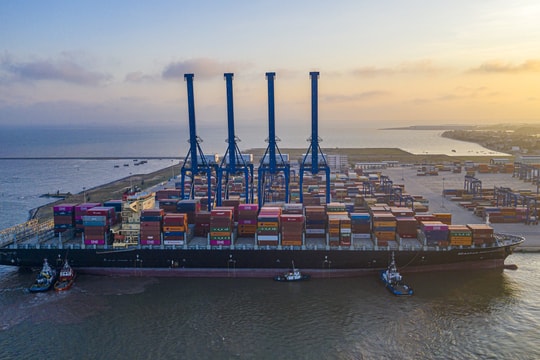 Viconship tiếp tục gom thêm hơn 1 triệu cổ phiếu Vận tải và Xếp dỡ Hải An (HAH)
