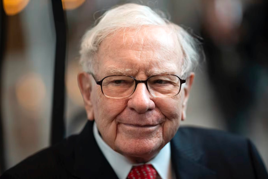 Không còn 'ngồi yên', Warren Buffett vừa "mở hầu bao" khối tiền mặt gần 380 tỷ USD để mua một cổ phiếu khi thị trường lao dốc 