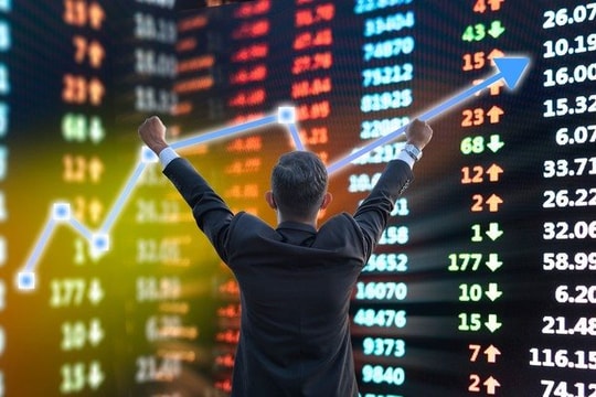 Bộ đôi cổ phiếu VHM và VIC tím trần, VN-Index tích lũy thêm gần 19 điểm
