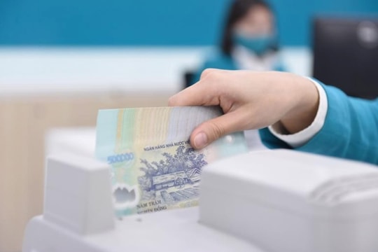 Dòng tiền "trú ẩn" ghi nhận kỷ lục mọi thời đại, điều gì đang xảy ra?