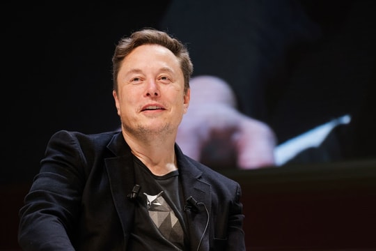 Elon Musk âm mưu lật đổ Uber, Grab bằng xe điện với hơn 160.000 km dữ liệu mỗi phút