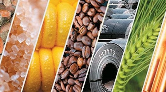 Thị trường ngày 29/5: Giá đường và cà phê giảm mạnh, vàng ngừng giảm, dầu tăng trở lại