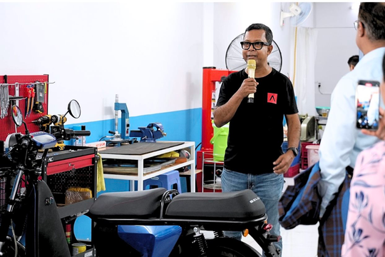 Cựu Giám đốc Công nghệ VPBank, OCB… 'nhảy vào' thị trường hậu mãi xe máy điện