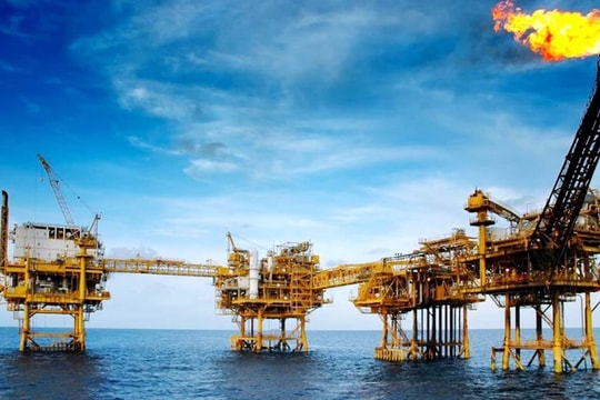 “Đại gia” dầu khí có backlog khổng lồ hơn 100.000 tỷ, cổ phiếu tăng mạnh, vốn hóa chưa bằng tiền mặt đang nắm giữ