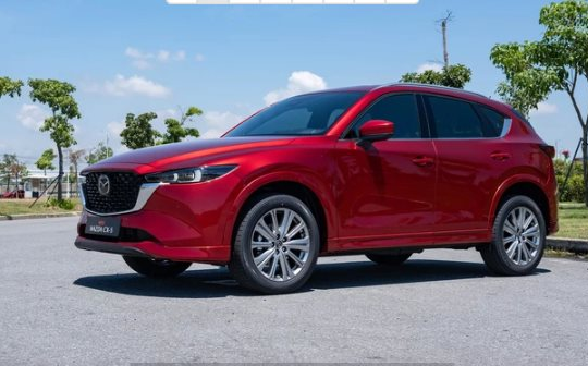 3 mẫu SUV cỡ C được lòng khách Việt: CX-5 lần đầu còn dưới 700 triệu, CR-V giảm giá hơn 60 triệu đồng