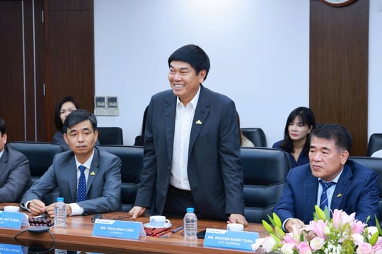 Tỷ phú Trần Đình Long 'kiên quyết' đứng ngoài cuộc đua đầu tư đường sắt cao tốc Bắc Nam, chỉ làm đúng cái mình mạnh