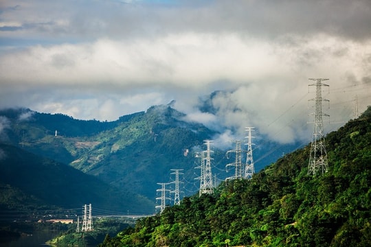 Sắp có thêm một đường dây 500kV, sẵn sàng nhập khẩu điện từ Lào về Việt Nam
