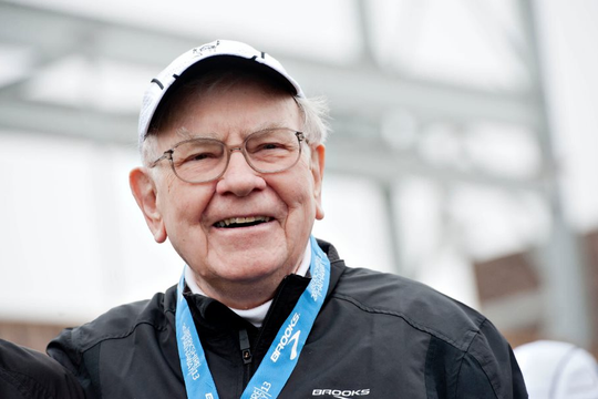 Không phải BĐS, vàng hay tiền mặt, Warren Buffett tiết lộ tài sản giá trị bậc nhất, người sở hữu sẽ có cuộc sống viên mãn