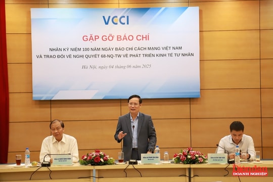 Chỉ tịch VCCI: "Báo chí là người bạn đồng hành của doanh nhân trong thời đại mới"