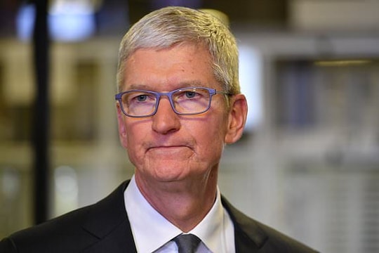 2 tỷ người dùng cũng khó cứu nổi Apple khỏi cơn bão hiện tại, đế chế từng tạo nên cuộc cách mạng với iPhone đang chịu thua trên mọi mặt trận