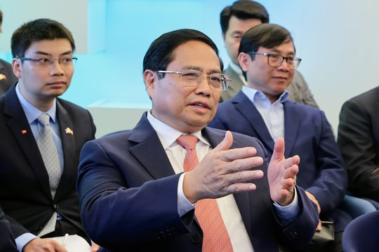 Thăm nước 1,3 triệu dân, làm “việc khó” chỉ với 3 cú nhấp chuột, Thủ tướng đề nghị giúp thúc đẩy 1 thứ ở VN