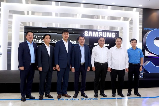 Bộ Công An tiếp tục gặp Samsung, đề nghị hợp tác sản xuất chip, cung cấp thông tin nhận diện hàng giả