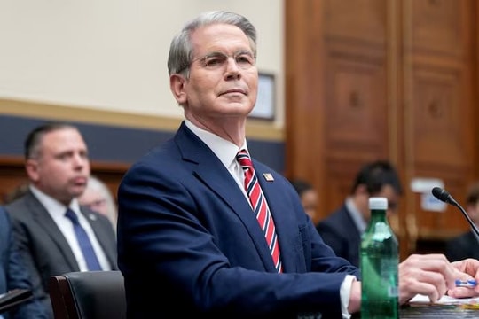 Ứng cử viên tiềm năng kế nhiệm Chủ tịch Fed Powell lộ diện: Là người đang cùng ông Trump ‘khuấy đảo’ thương mại toàn cầu