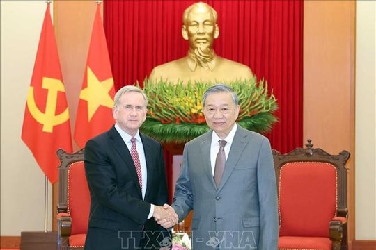 Gặp Tổng Bí thư, DN vừa mở trung tâm Top 3 TG ở Việt Nam cam kết đầu tư thêm: Lĩnh vực nào được rót tiền?