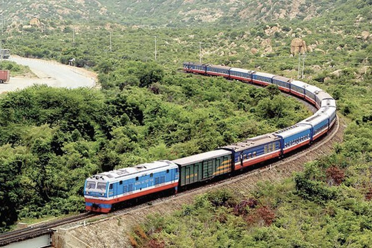 Đề xuất địa phương giữ lại 50% nguồn thu khai thác quỹ đất dọc đường sắt quốc gia
