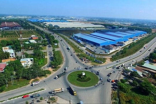 “Đại gia” khu công nghiệp vốn hoá 3.600 tỷ nộp hồ sơ niêm yết HoSE
