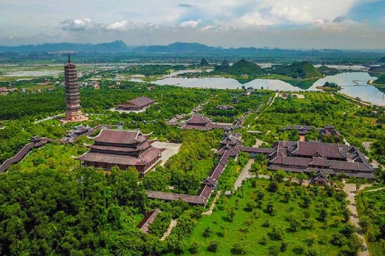 Một doanh nghiệp đề xuất xây sân bay quốc tế mới, cách Nội Bài khoảng 100km