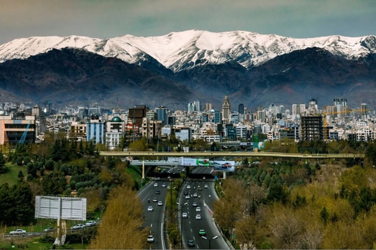 Kinh tế Iran theo PPP vượt 1.750 tỷ USD, chi phí sinh hoạt rất thấp