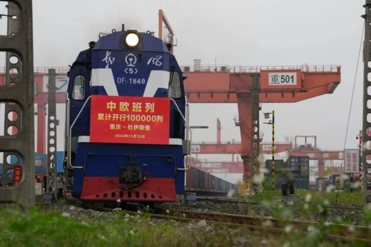 Trung Quốc tham vọng xây “Kênh đào Suez trên đường ray”, vận chuyển Á – Âu nhanh hơn đường biển 20 ngày, tạo huyết mạch thương mại mới