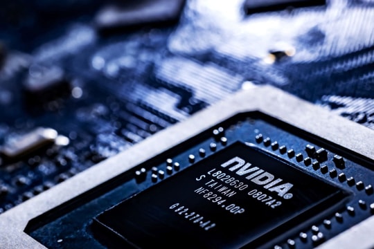 Hãng vô danh Nhật Bản ẩn mình suốt 100 năm, giờ đây khiến Nvidia, Microsoft, Google phải xếp hàng chờ đợi, có tiền tỷ cũng phải cúi đầu