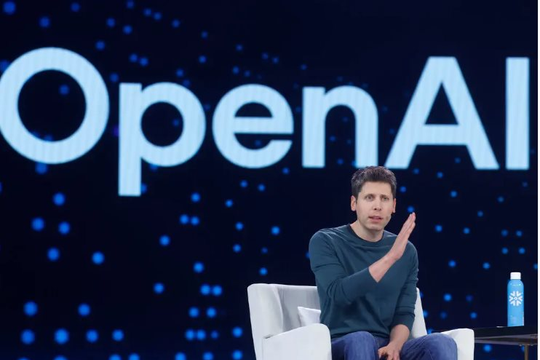 Giấc mơ 1.000 tỷ USD của Elon Musk bị đối thủ truyền kiếp đe dọa: OpenAI tuyên bố có thể sắp làm xe tự lái