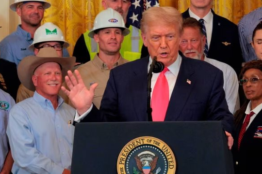 Ông Trump: Thỏa thuận đình chiến thương mại Mỹ-Trung đã được “ký kết”