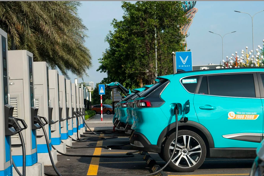 DN điện bắt tay Vingroup muốn mở 1.000 trạm sạc trên toàn quốc: Vừa báo doanh thu 15.000 tỷ sau 5 tháng