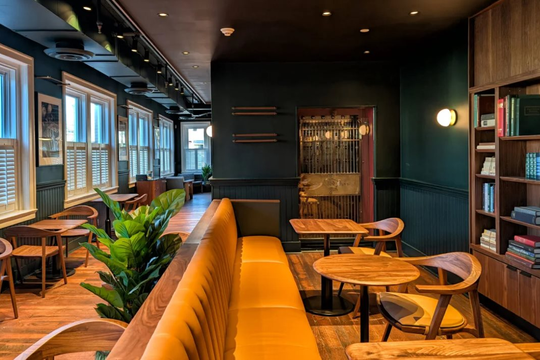Chiến dịch chưa từng có của Starbucks: Sắp cải tạo 10.000 cửa hàng, biến mỗi không gian thành sảnh khách sạn, nỗ lực hồi sinh công ty