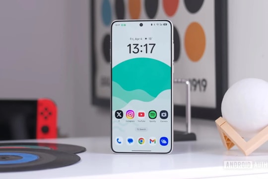 Nhà báo công nghệ: "Đây là điện thoại Android mà tôi muốn giới thiệu nhất cho tất cả mọi người"