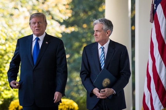 Ông Trump đòi Chủ tịch Fed từ chức ngay lập tức vì không giảm lãi suất