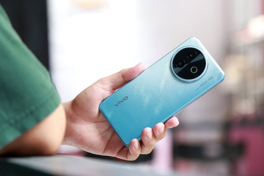 vivo Y39 5G giá gần 8 triệu - đang có những ưu đãi gì tại Thế Giới Di Động?