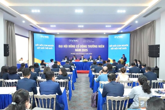 VIMC đảo ghế lãnh đạo cao cấp, chia cổ tức trở lại sau nhiều năm