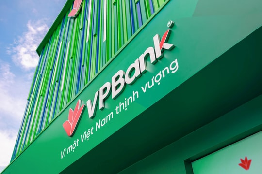 Khối ngoại mua ròng mạnh tay, cổ phiếu VPBank lên đỉnh 38 tháng