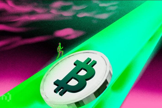 Lần đầu tiên trong lịch sử vượt mốc 120.000 USD, điều gì đẩy giá Bitcoin phá đỉnh?